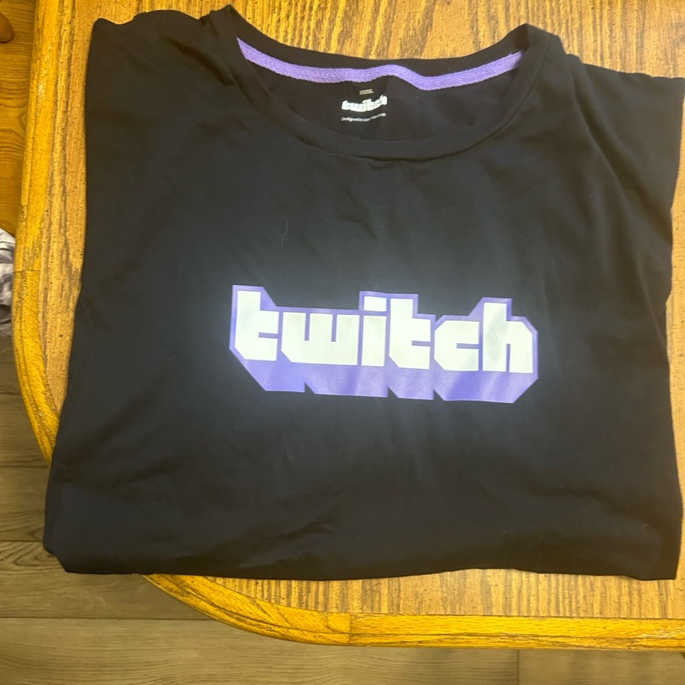Black twitch t shirt 4 XL